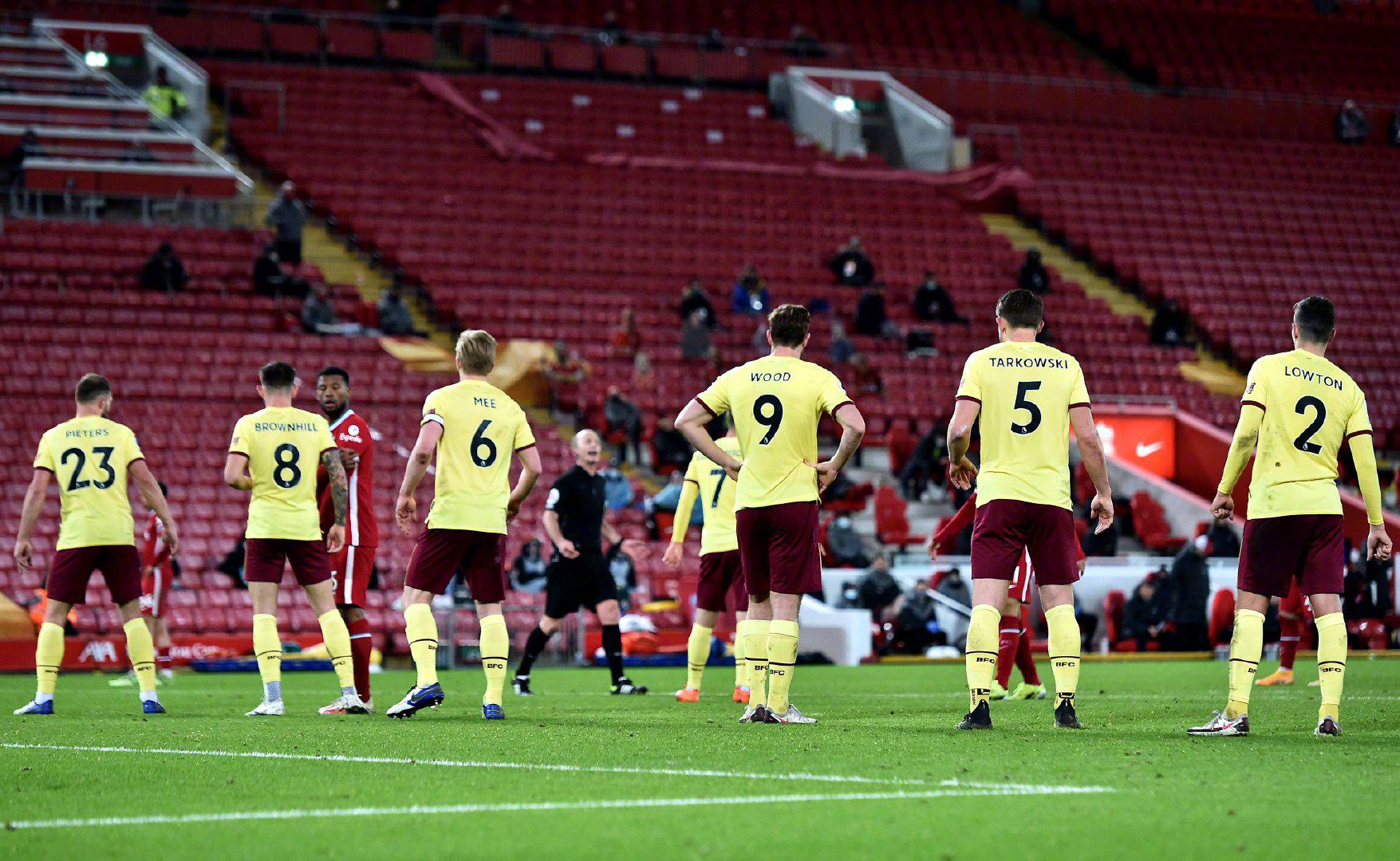 嘉豪的篮板 嘉豪的篮板