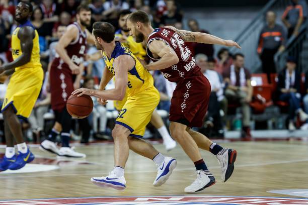 斯图加特凭 斯图加特凭